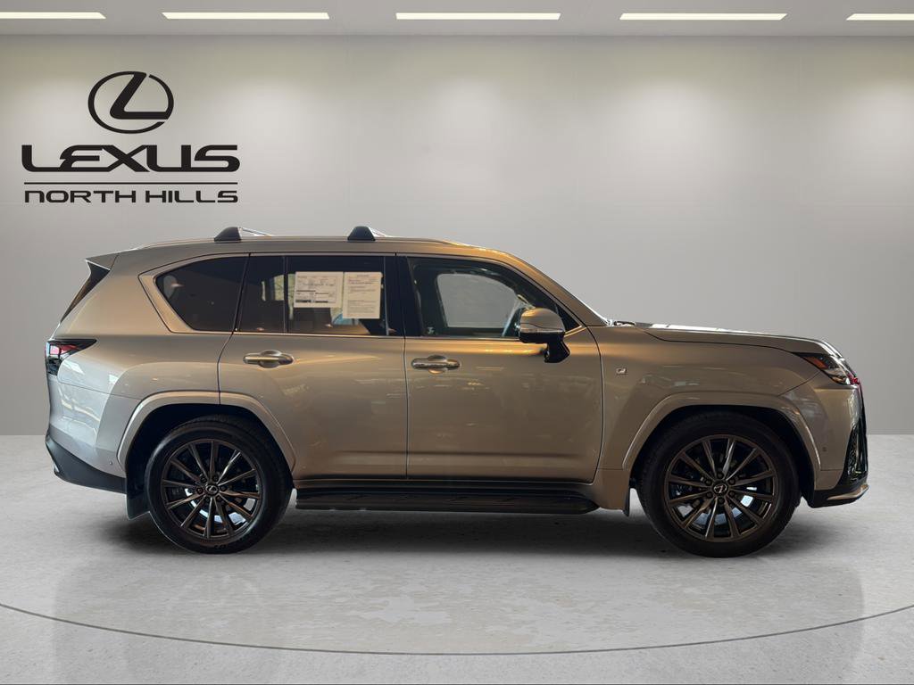 Used 2025 Lexus LX 700h F Sport w/ Accessory Package (Z1) image 5