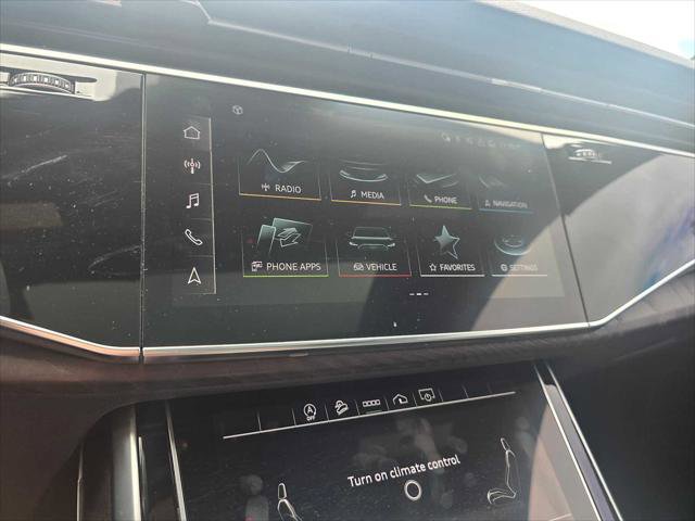 Used 2021 Audi Q8 Premium Plus w/ Premium Plus Package AWD/4WD image 30