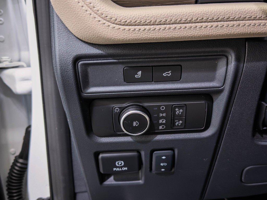 Used 2024 Ford Expedition Max Limited AWD/4WD image 31