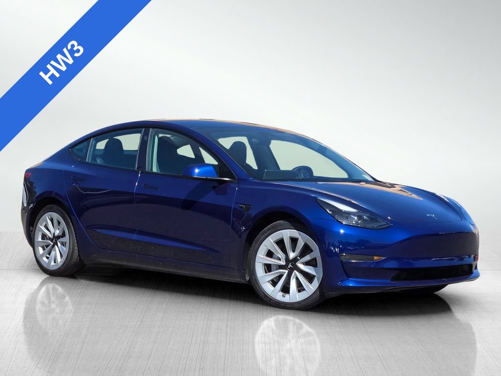 Used 2023 Tesla Model 3 Standard Range RWD image 2