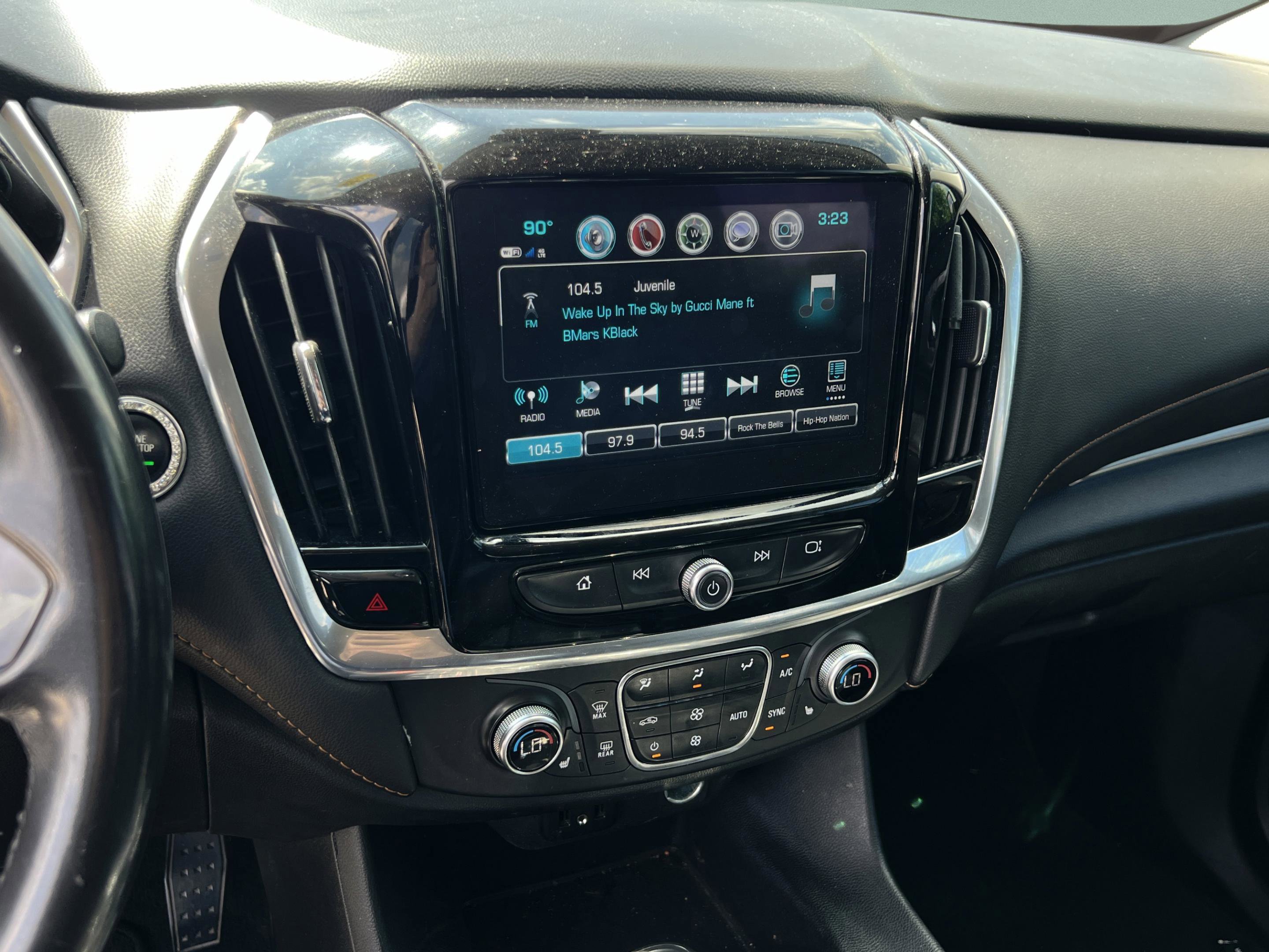 Used 2019 Chevrolet Traverse RS w/ LPO, Cargo Package FWD image 17