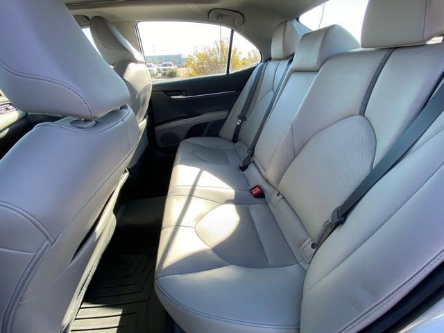 Used 2021 Toyota Camry XLE image 15
