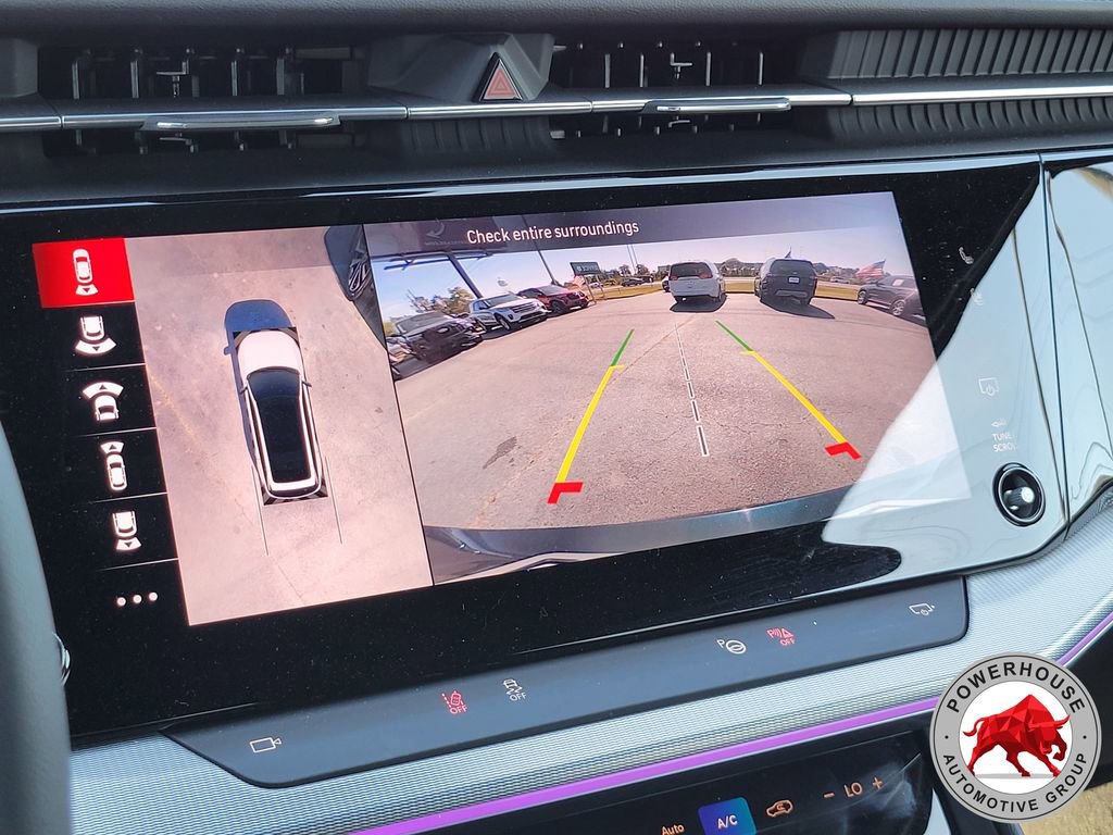 Used 2024 Jeep Wagoneer Launch Edition image 28