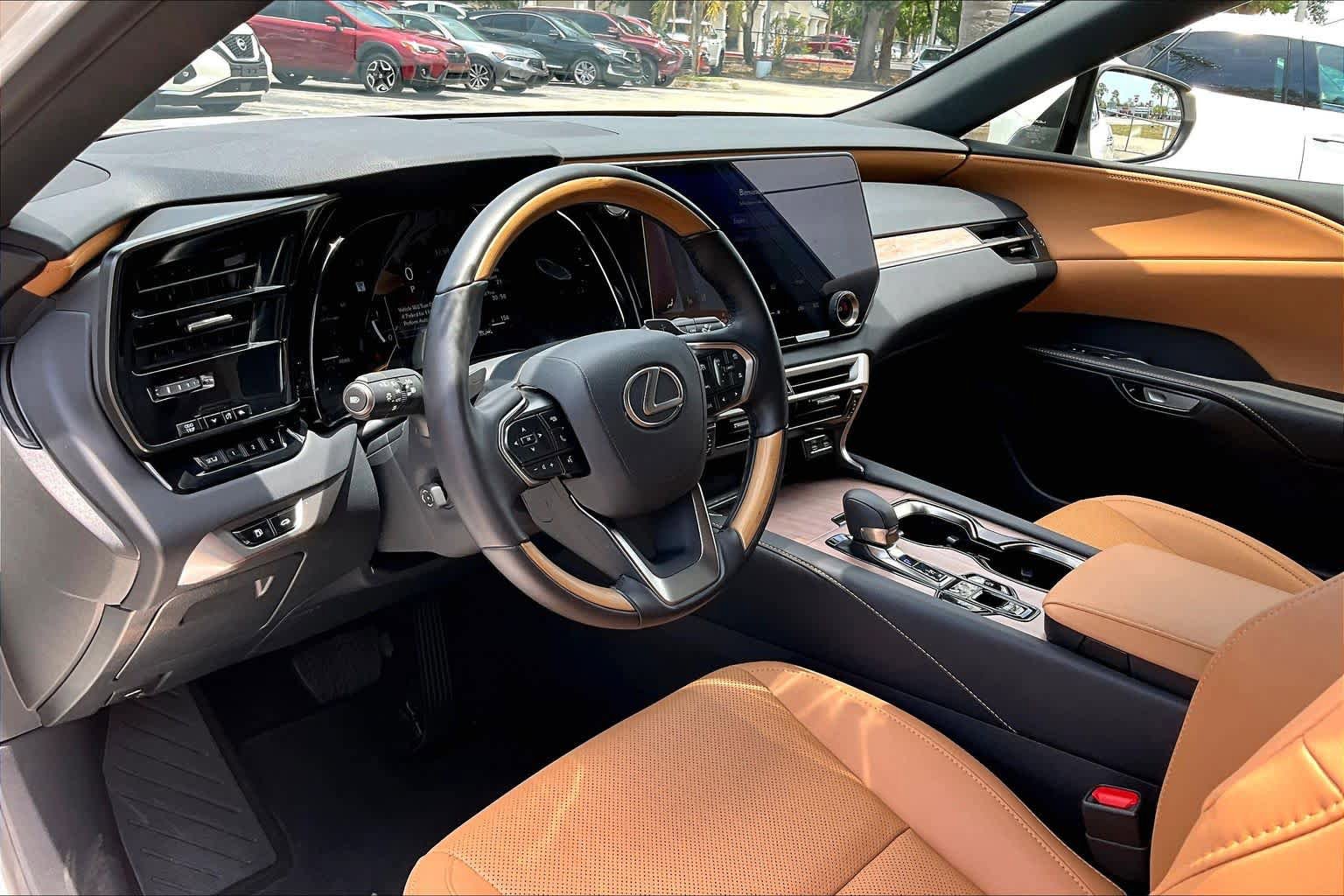 Used 2026 Lexus RX 350 Premium w/ Accessory Package (Z1) FWD image 18