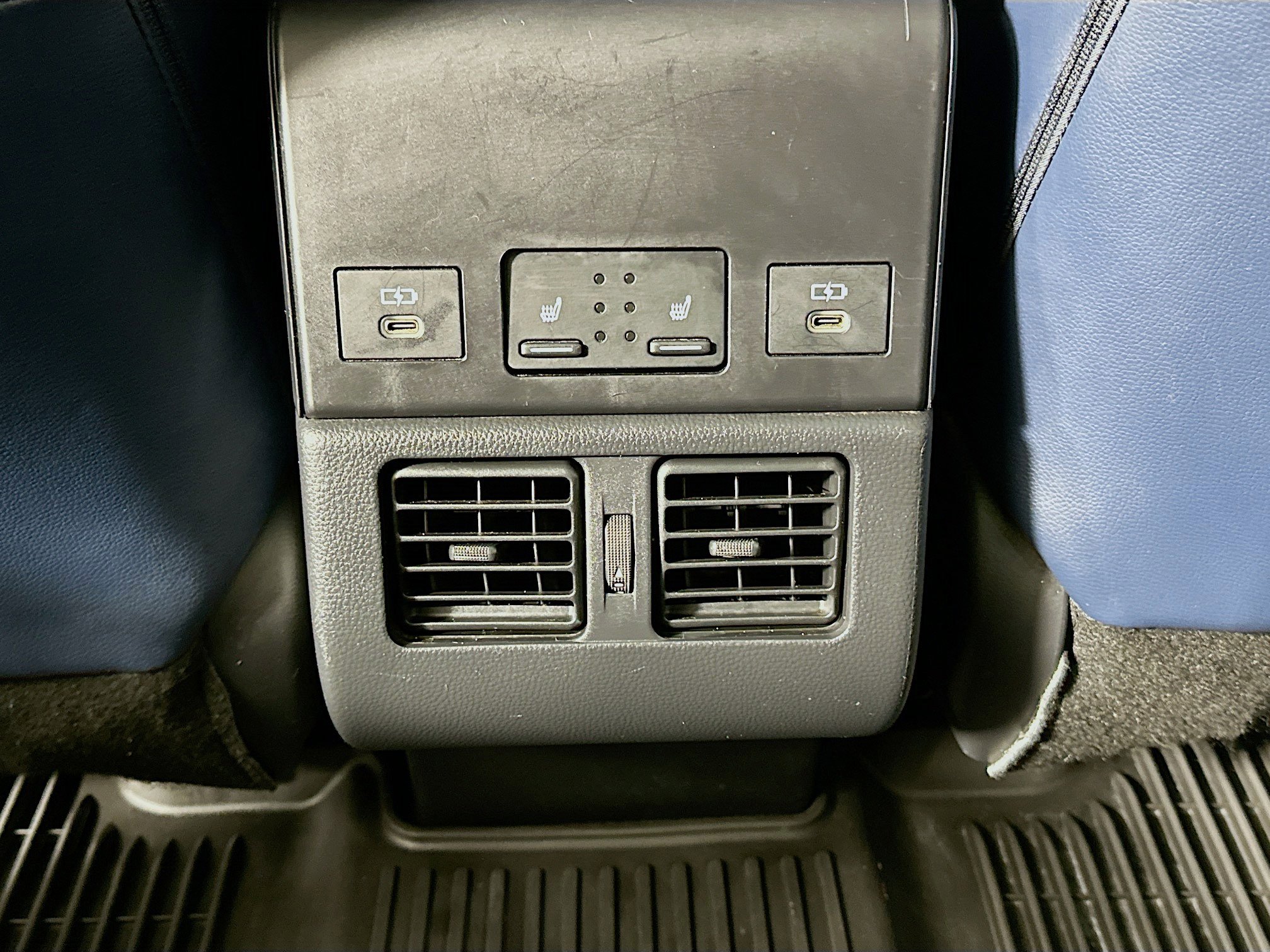 Used 2024 Subaru Solterra Touring w/ Touring Package image 29