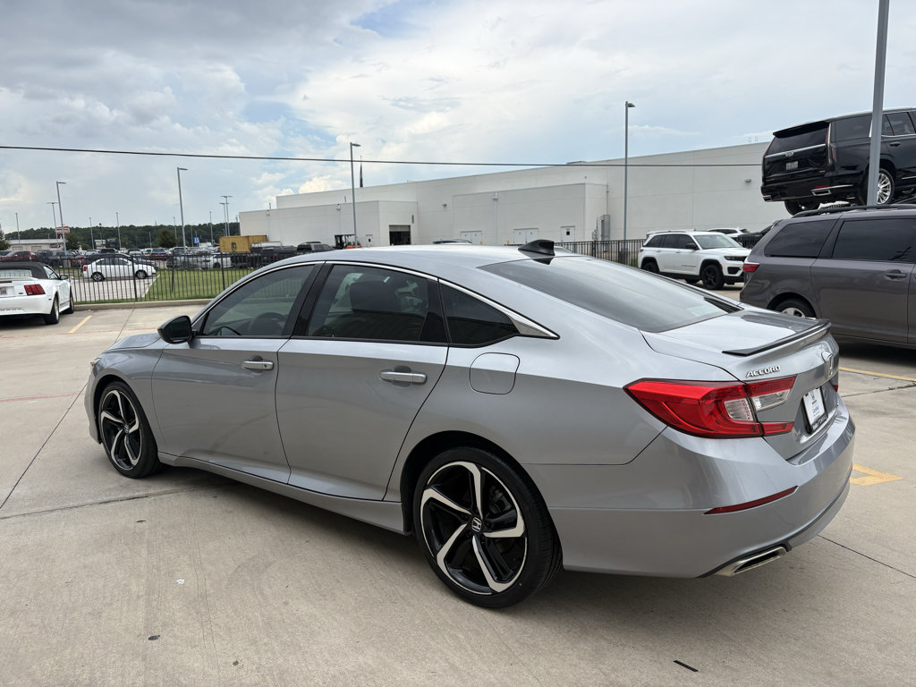 Used 2021 Honda Accord Sport image 6