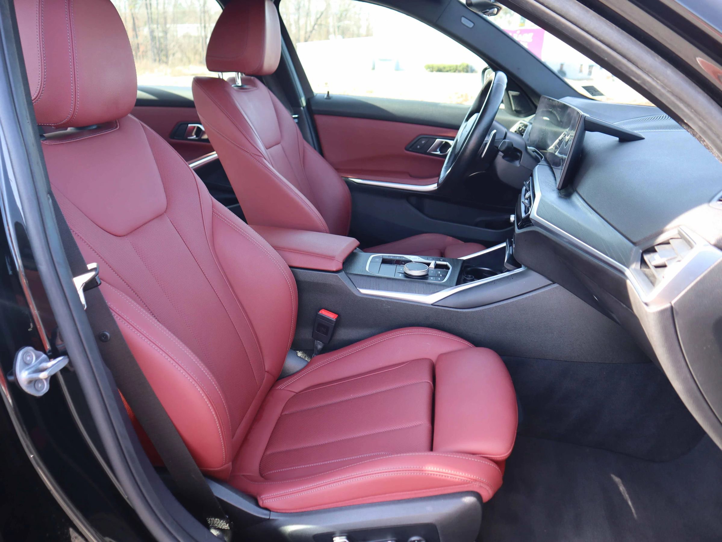 Used 2024 BMW M340i xDrive w/ Driving Assistance Package image 5