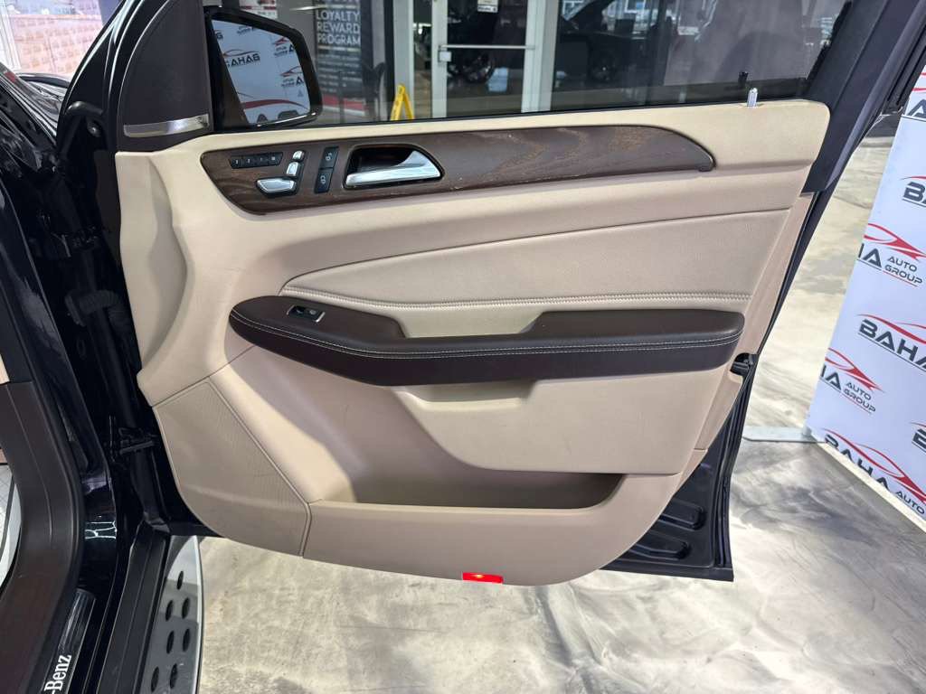 Used 2019 Mercedes-Benz GLS 450 4MATIC image 64