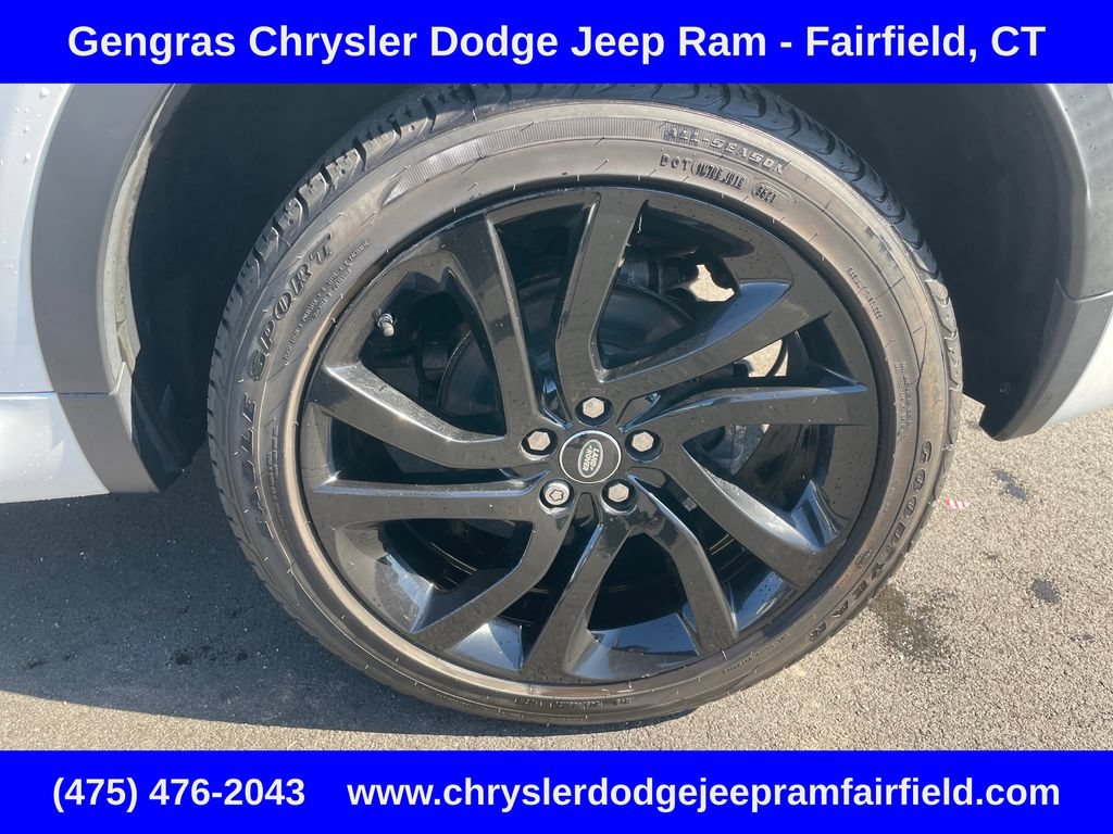 Used 2019 Land Rover Discovery Sport HSE AWD/4WD image 11