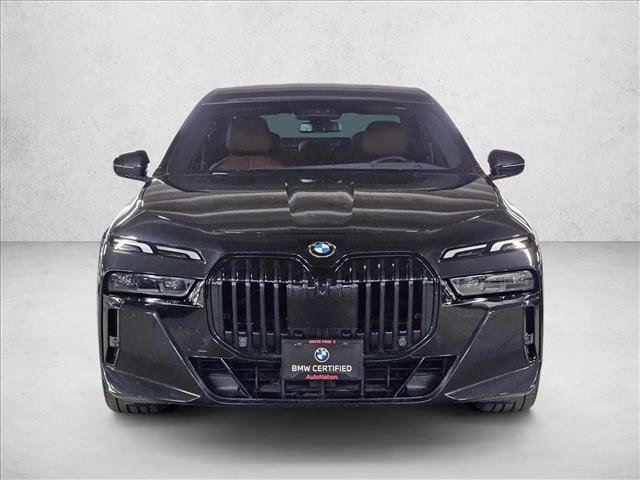 Certified 2023 BMW 760i xDrive image 2