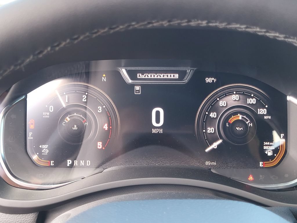 New 2026 RAM 2500 Laramie AWD/4WD image 17