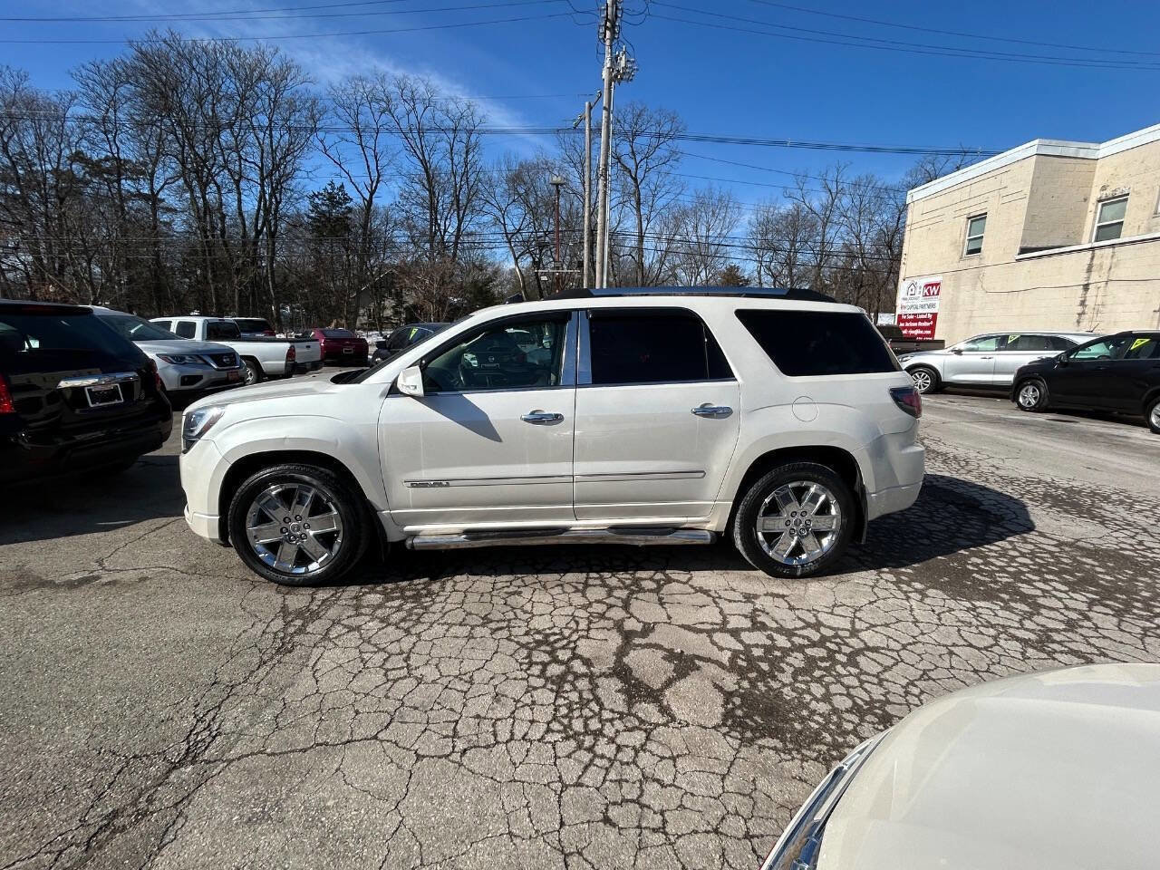 Used 2014 GMC Acadia Denali image 4