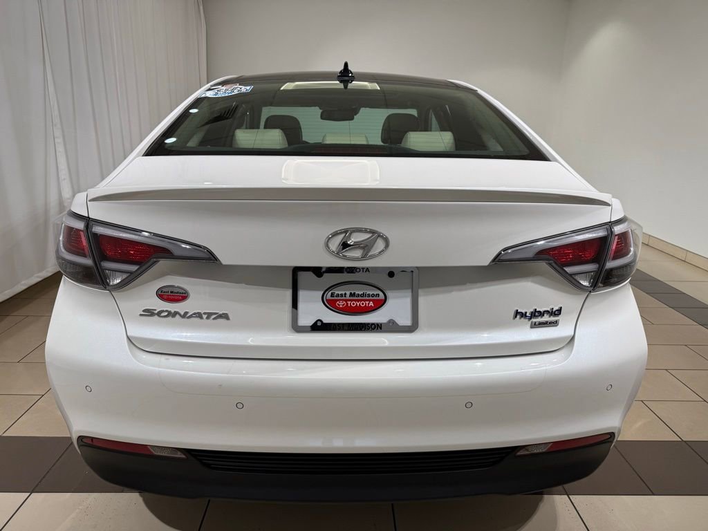 Used 2017 Hyundai Sonata Limited w/ Ultimate Package 02 image 4
