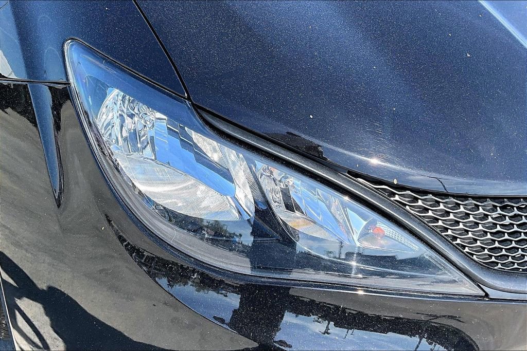 Certified 2024 Chrysler Voyager LX image 29