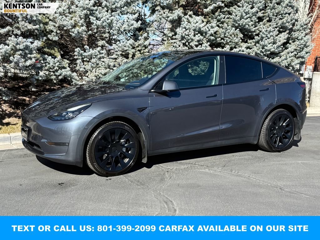 Used 2023 Tesla Model Y Long Range image 1