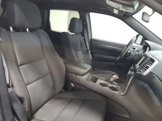 Used 2021 Jeep Grand Cherokee Laredo AWD/4WD image 15