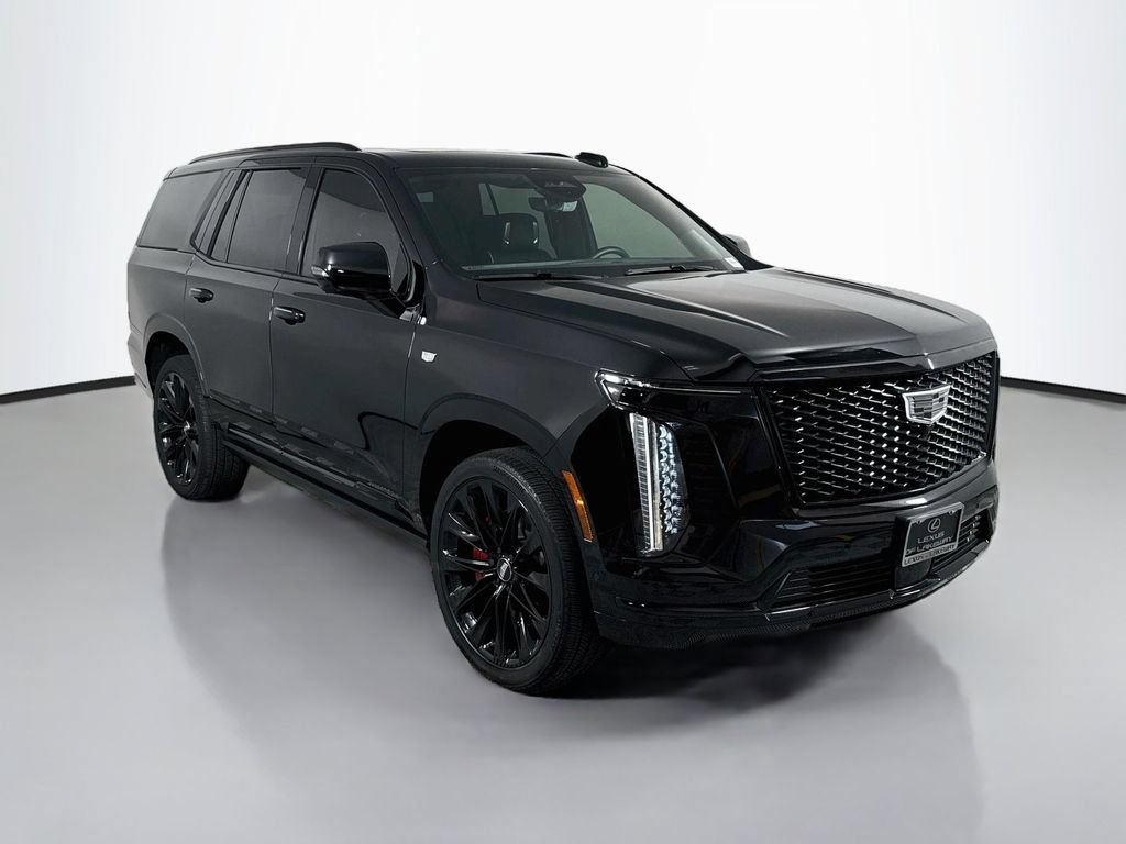 Used 2025 Cadillac Escalade Sport Platinum w/ LPO, ONYX Package AWD/4WD image 3