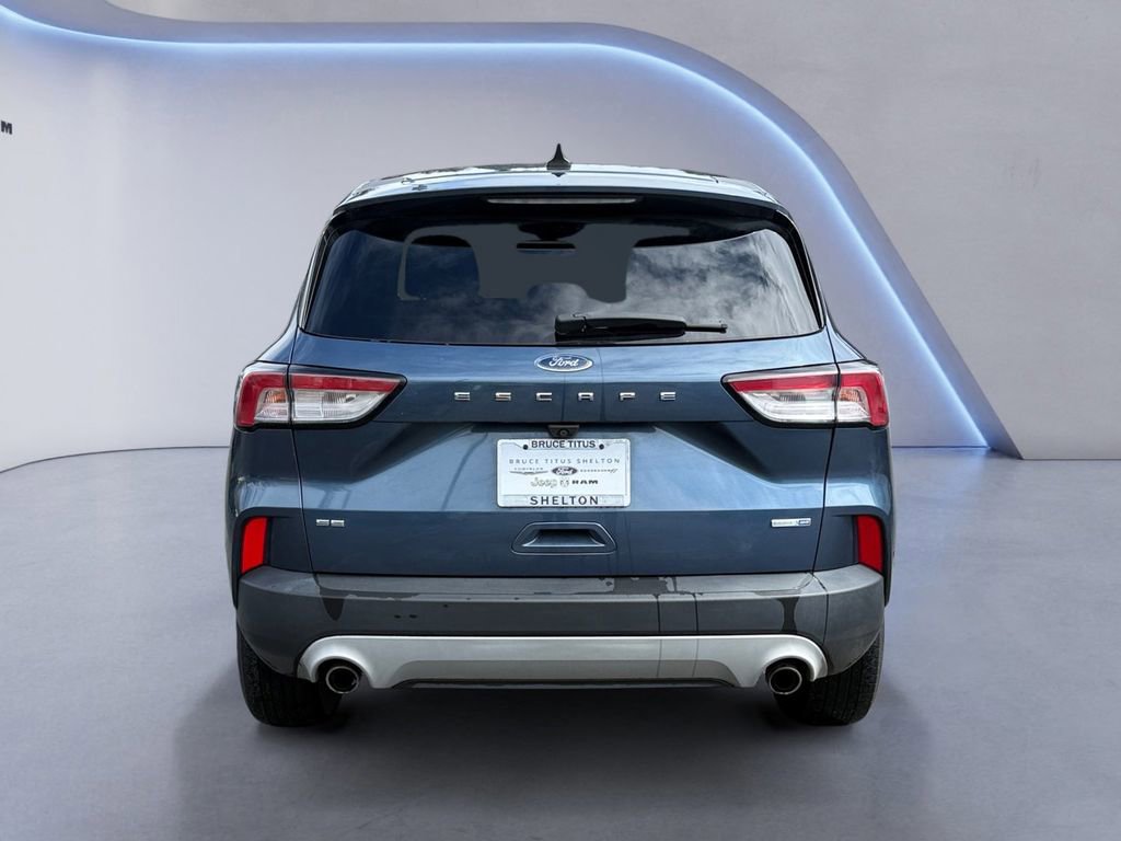 Used 2020 Ford Escape SE image 5