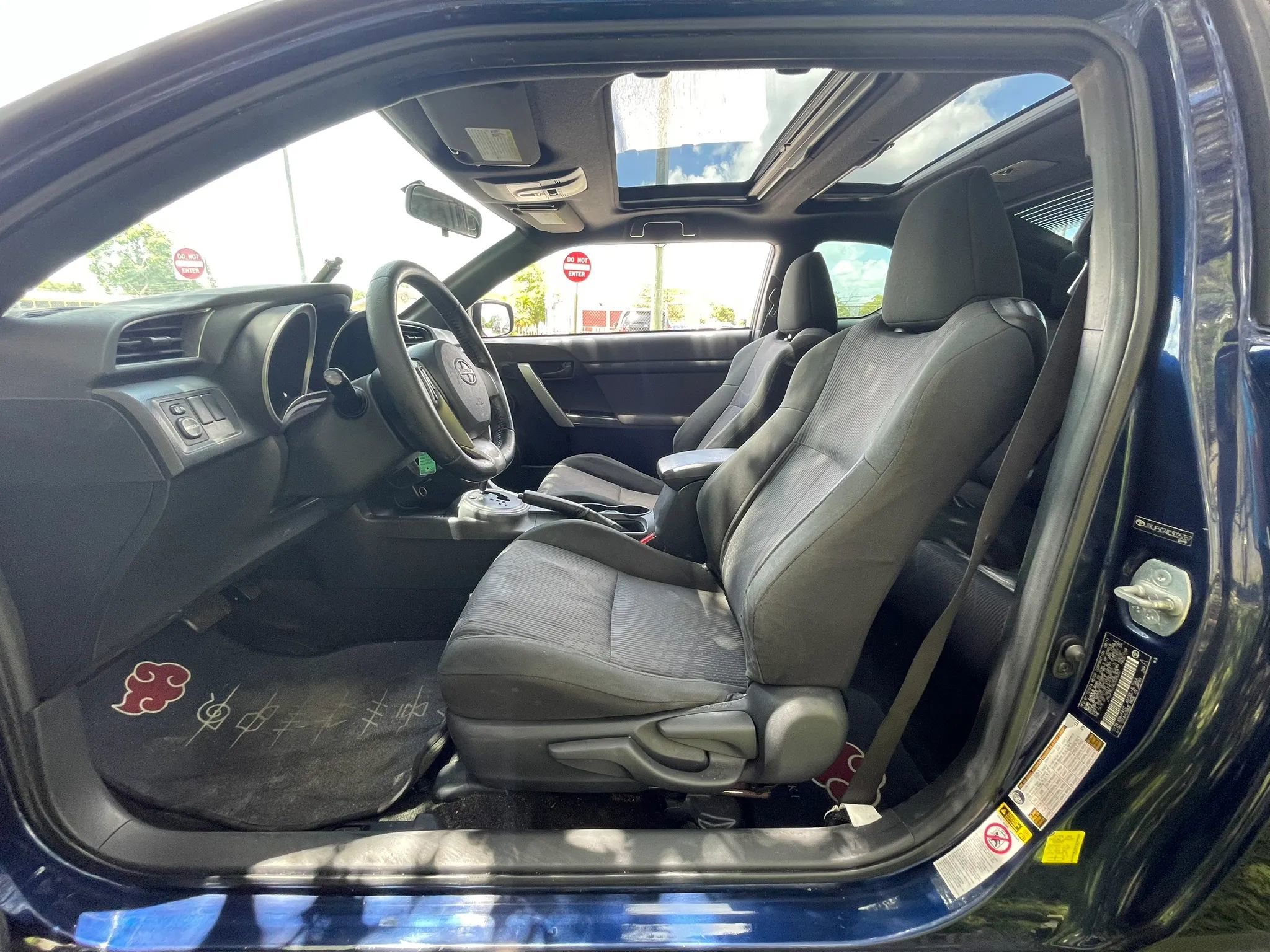Used 2012 Scion tC FWD image 21