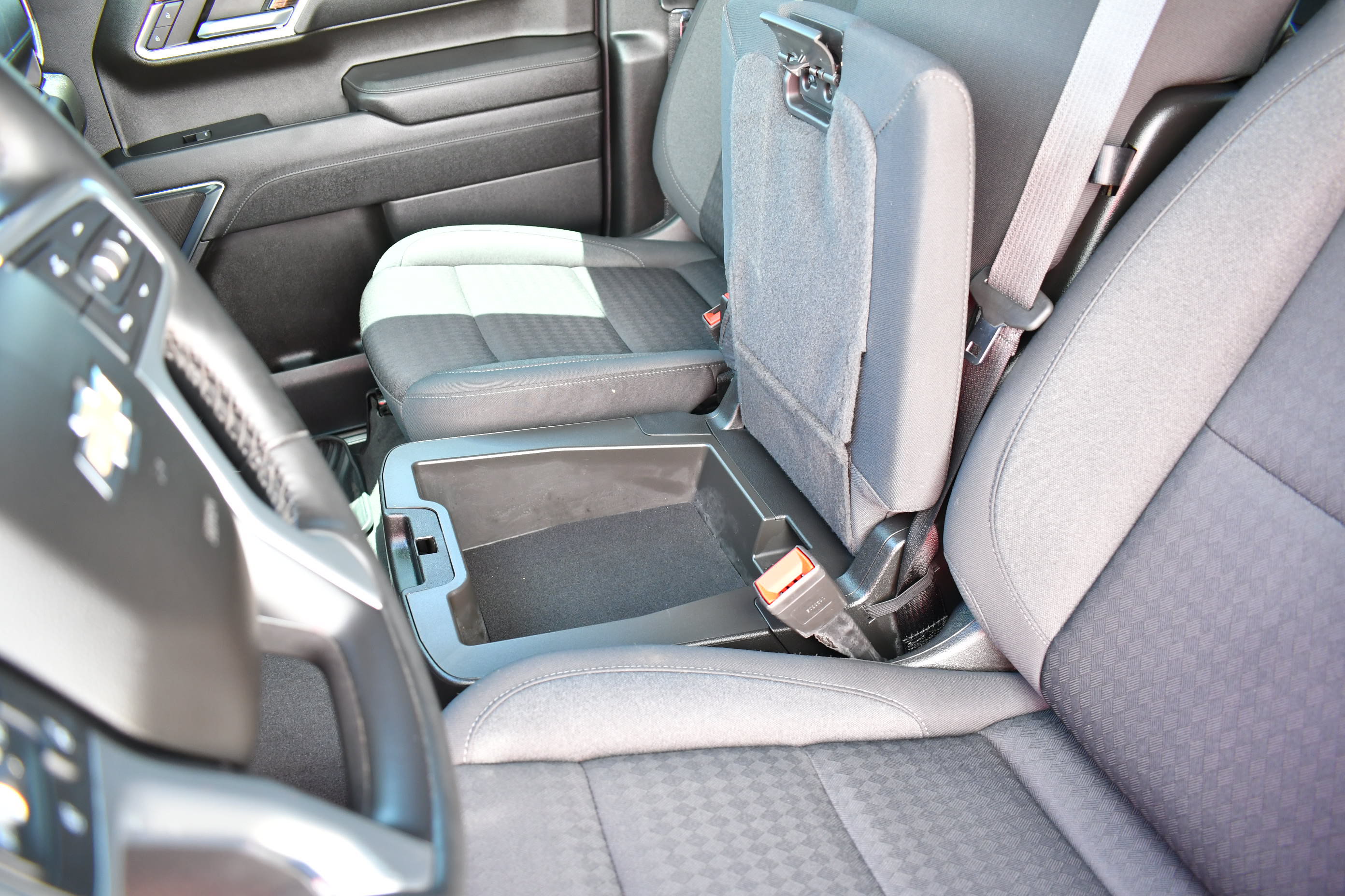 Used 2023 Chevrolet Silverado 1500 LT RWD image 23