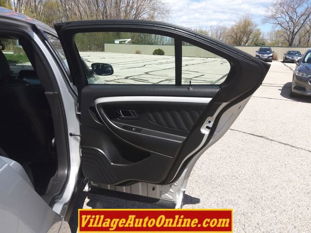Used 2016 Ford Taurus SEL w/ Equipment Group 201A AWD/4WD image 30