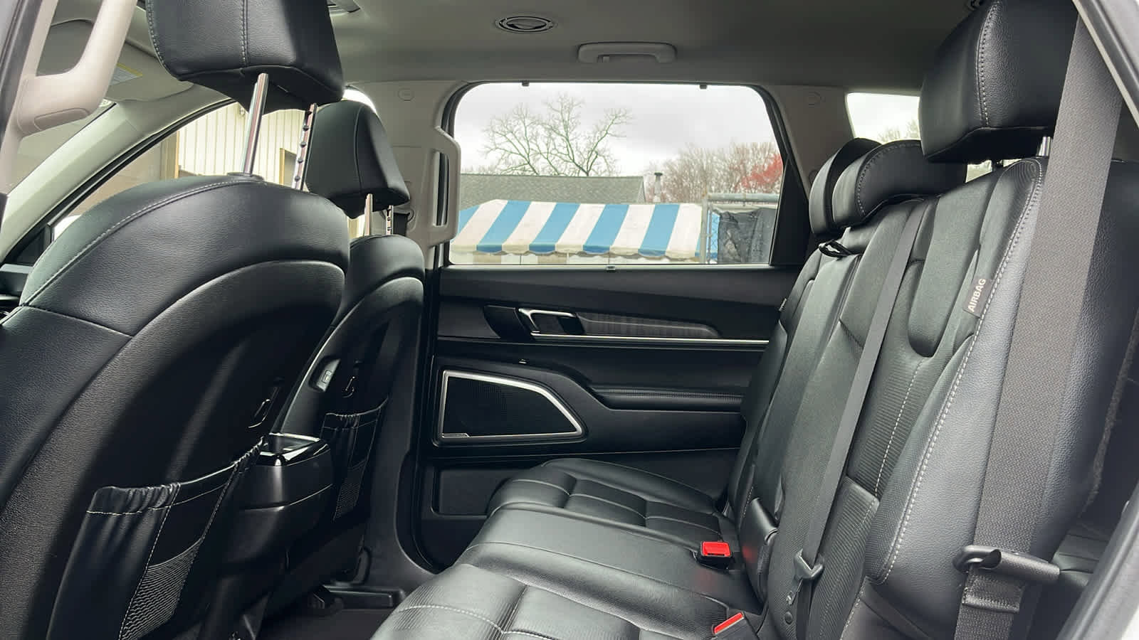 Used 2023 Kia Telluride EX image 25