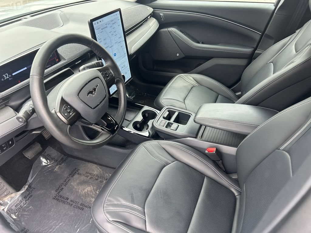 Used 2025 Ford Mustang Mach-E Premium AWD/4WD image 11