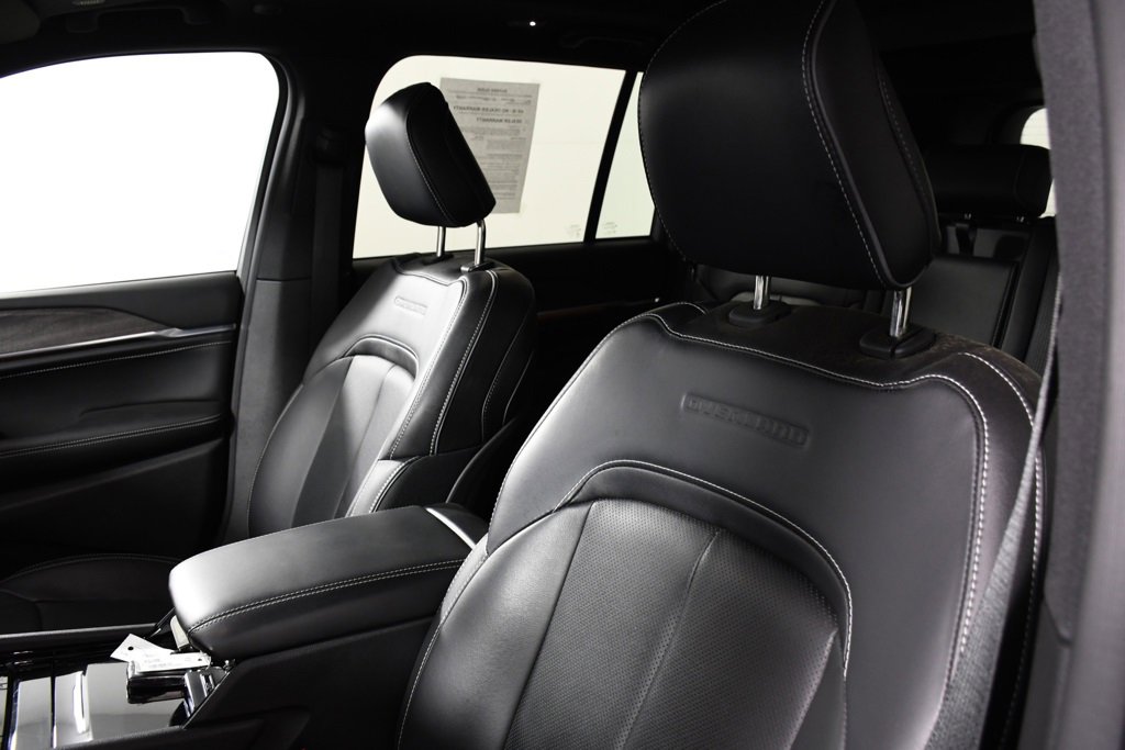 Used 2023 Jeep Grand Cherokee Overland image 17