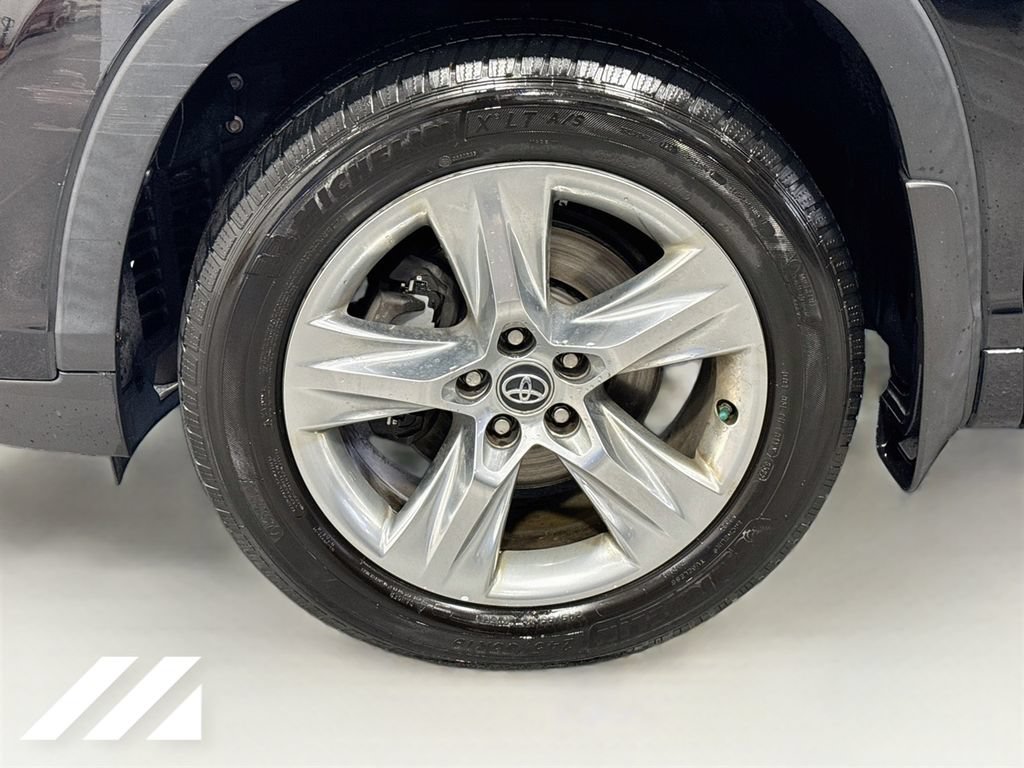 Used 2019 Toyota Highlander Limited AWD/4WD image 37