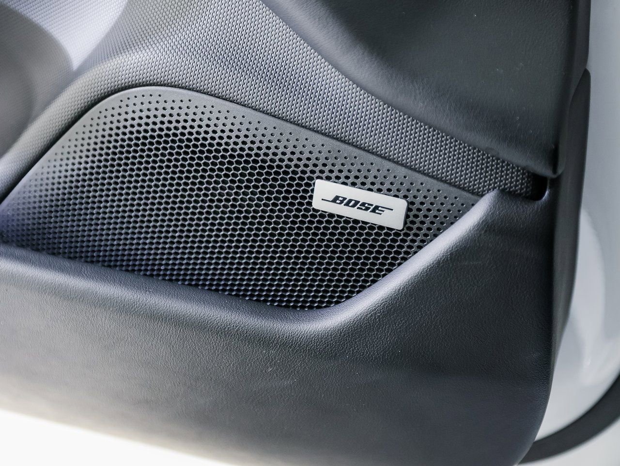 Certified 2022 Porsche Taycan RWD image 22