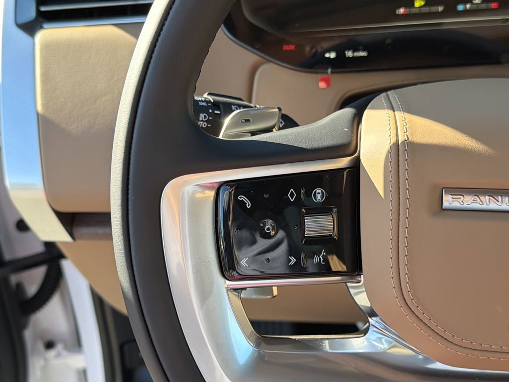 New 2026 Land Rover Range Rover SE image 23