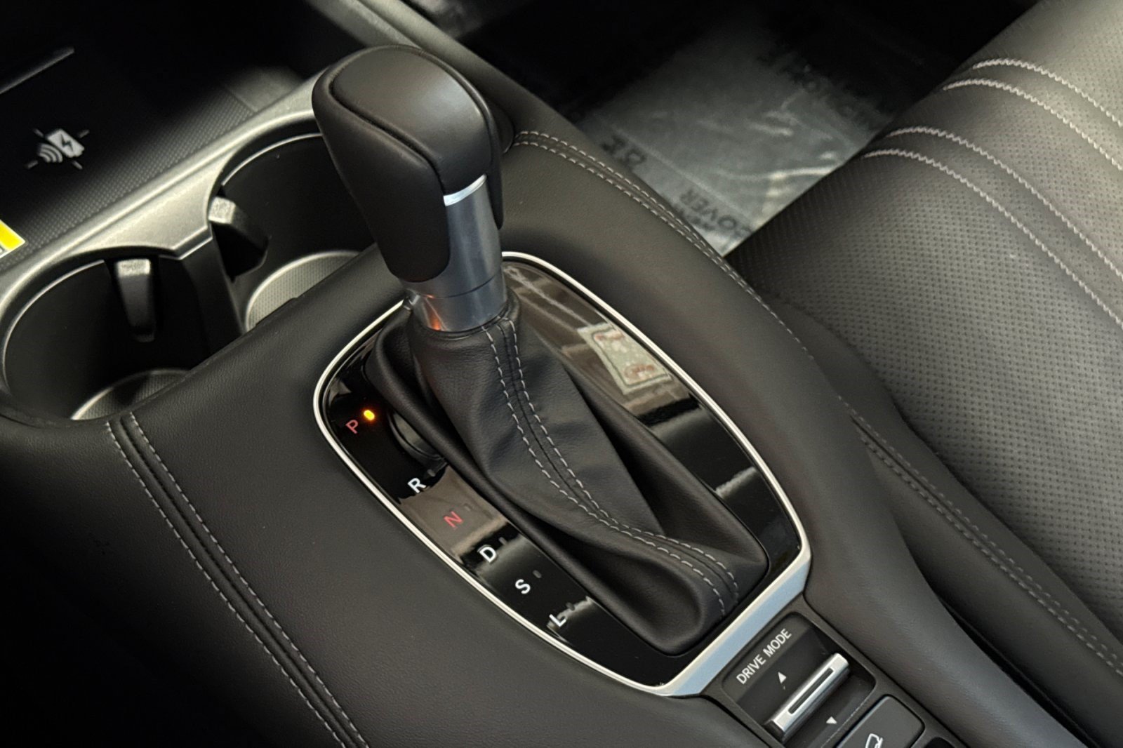 Certified 2024 Honda HR-V EX-L image 18