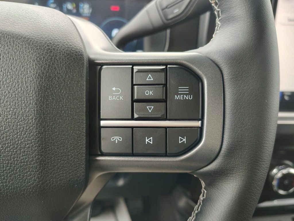 New 2026 Ford F350 Lariat w/ Black Appearance Package image 15