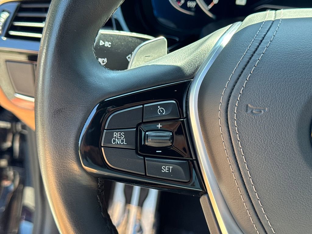 Used 2018 BMW 640i Gran Turismo xDrive w/ M Sport Package AWD/4WD image 25