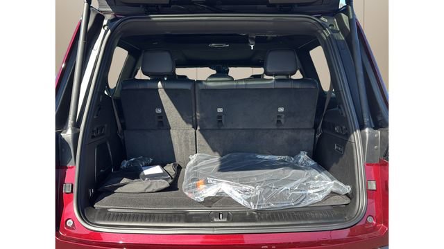 New 2026 Jeep Grand Wagoneer 4WD image 14