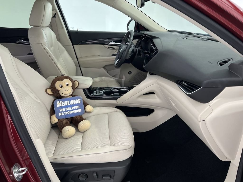 Used 2021 Buick Envision Essence image 25