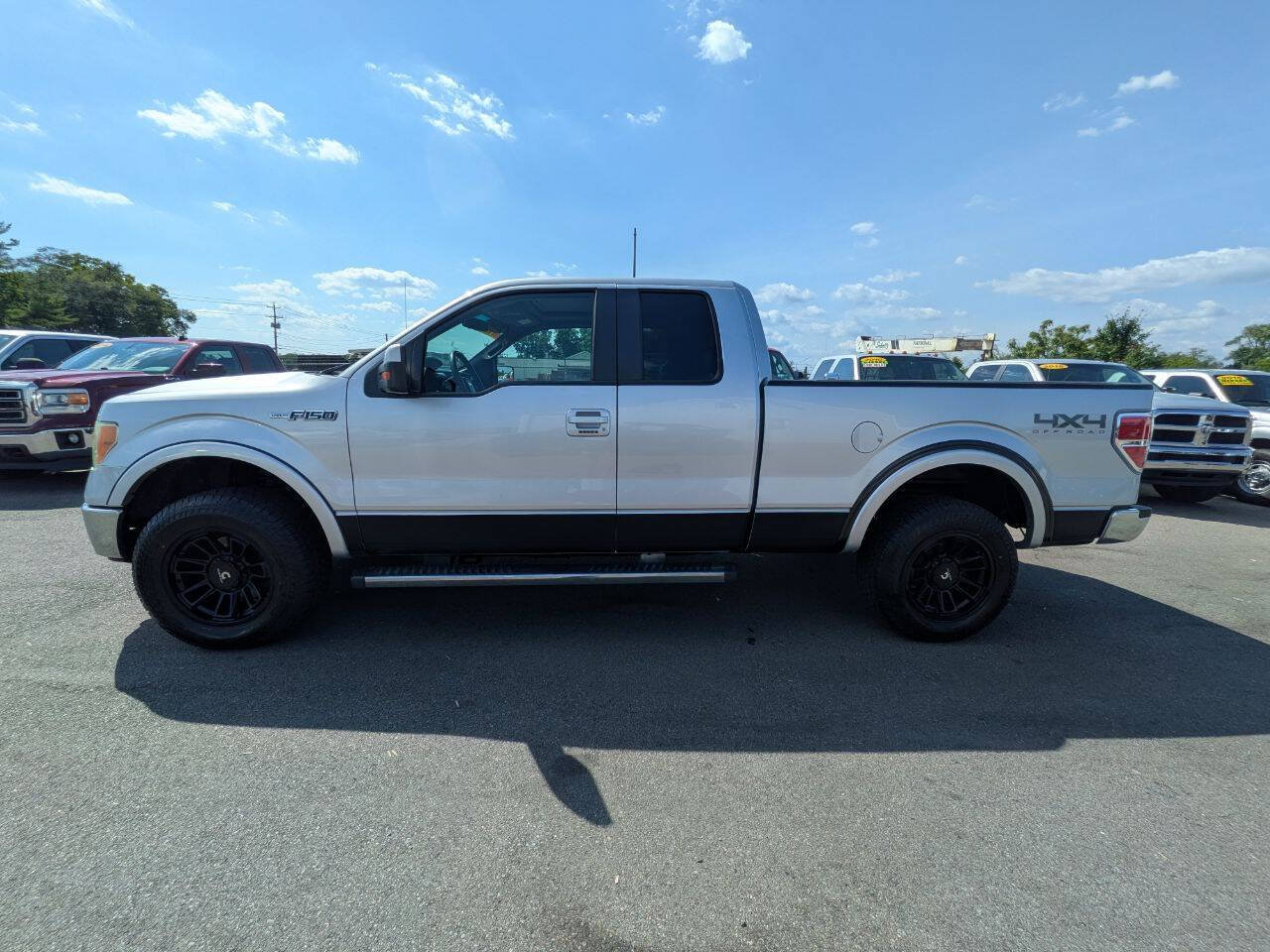 Used 2011 Ford F150 Lariat w/ Lariat Plus Pkg AWD/4WD image 3