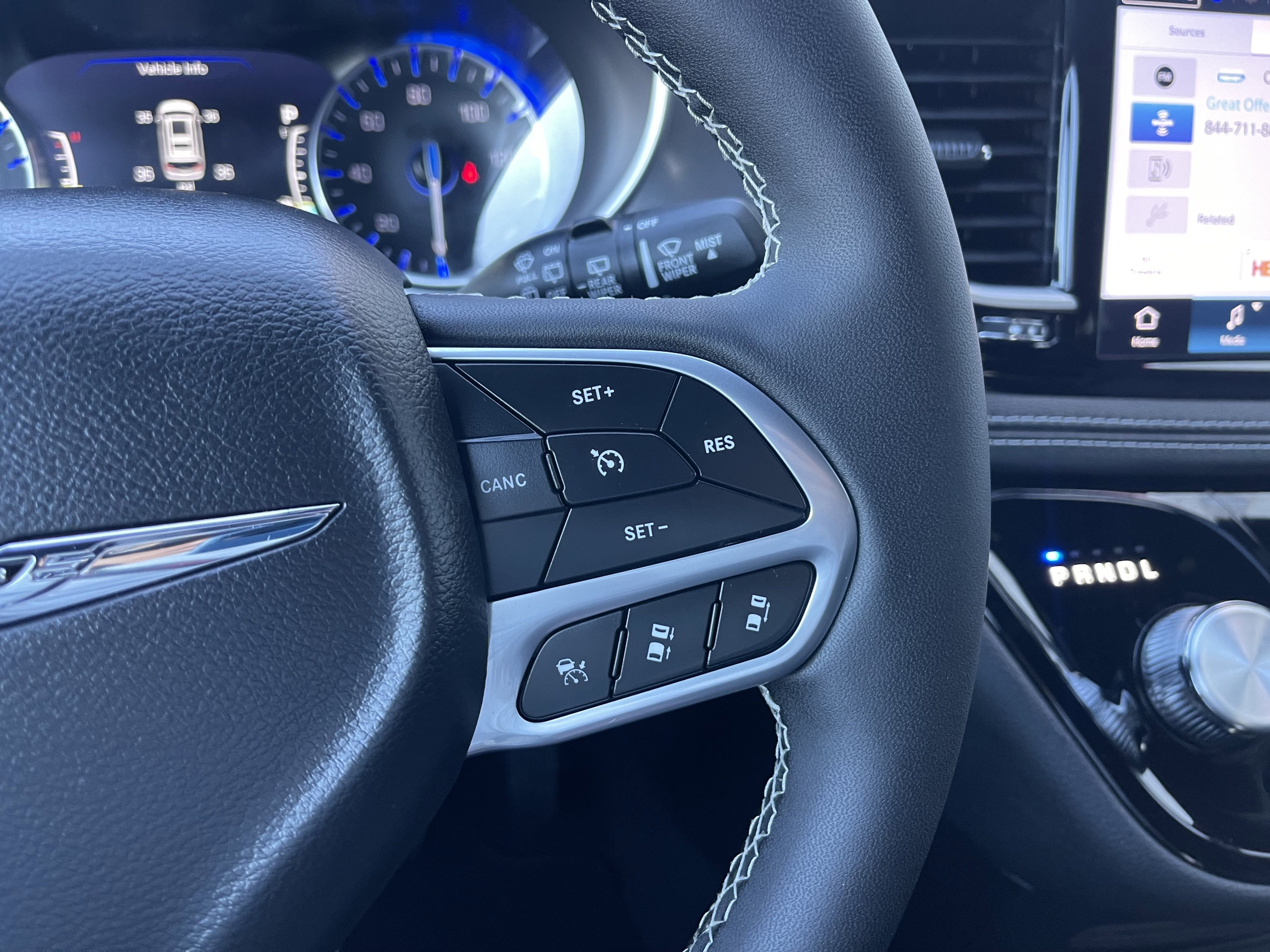 New 2026 Chrysler Pacifica Select FWD image 43