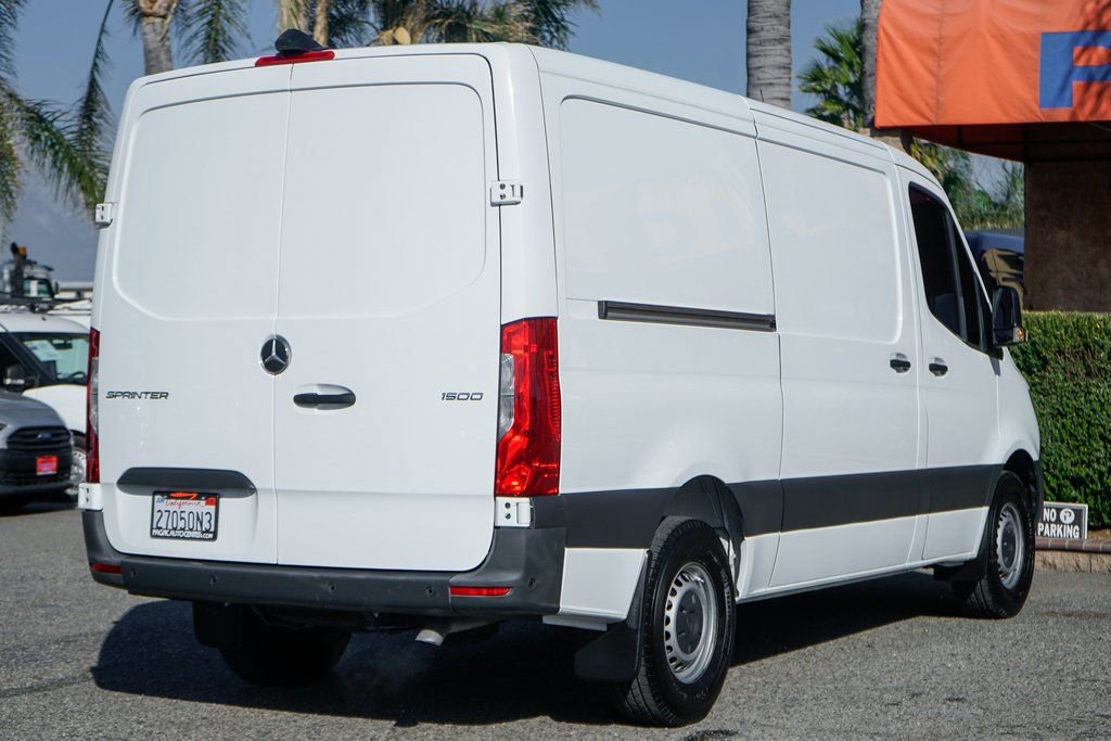 Used 2022 Mercedes-Benz Sprinter 1500 image 9