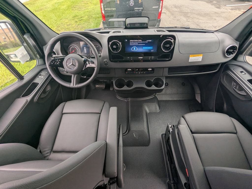 New 2026 Mercedes-Benz Sprinter 3500 image 2