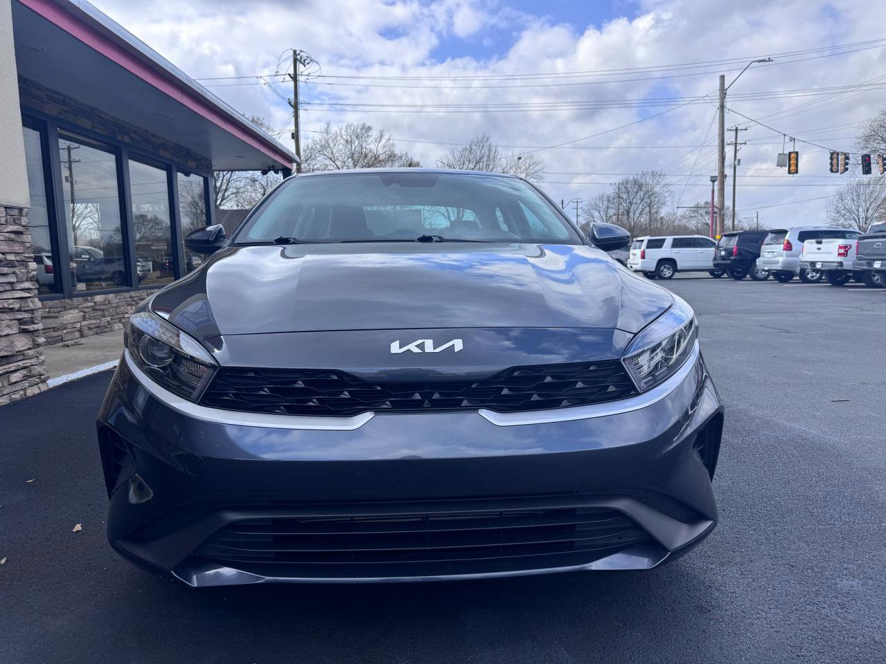 Used 2023 Kia Forte LX image 8