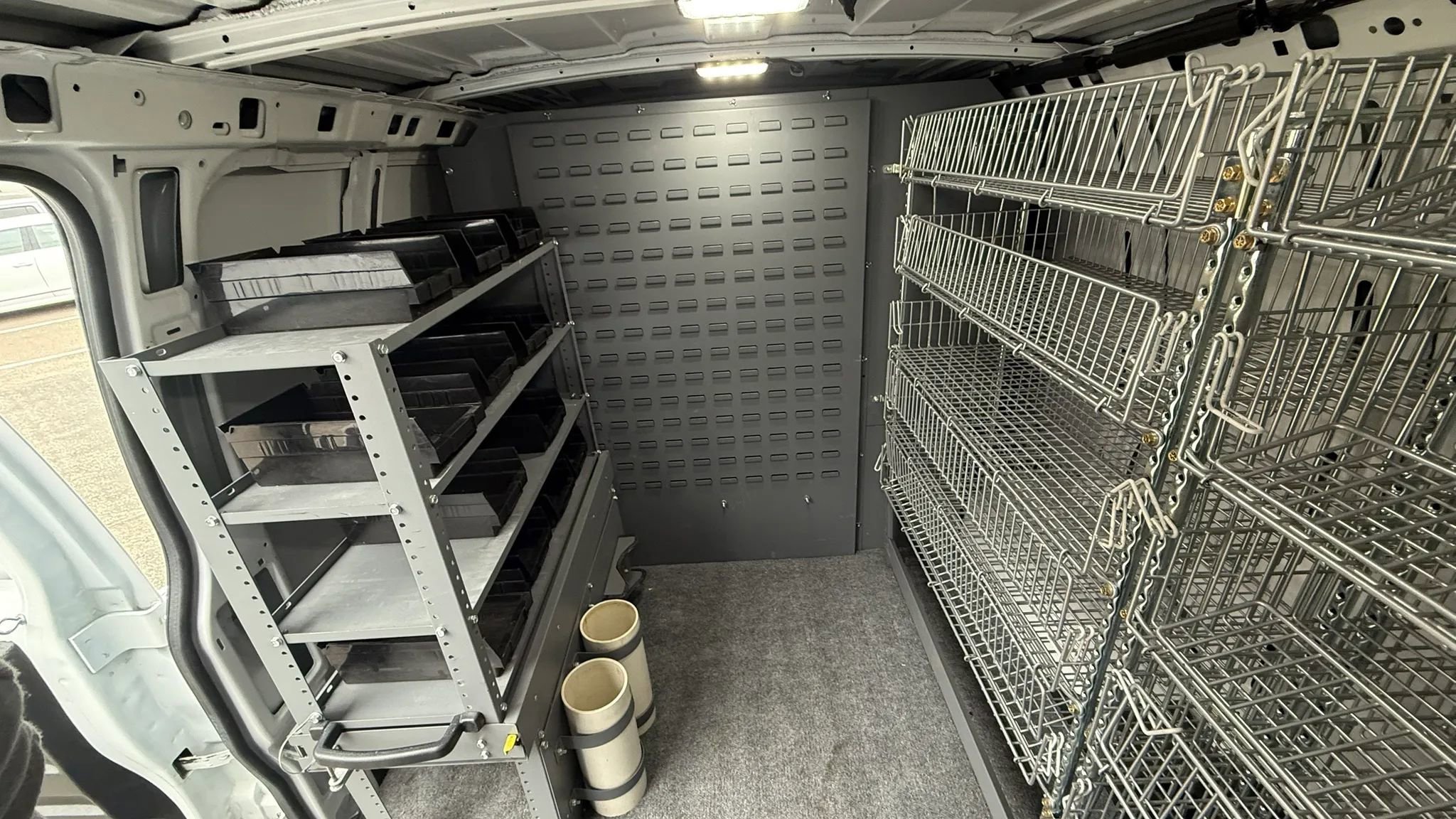 Used 2021 Chevrolet Express 2500 image 40