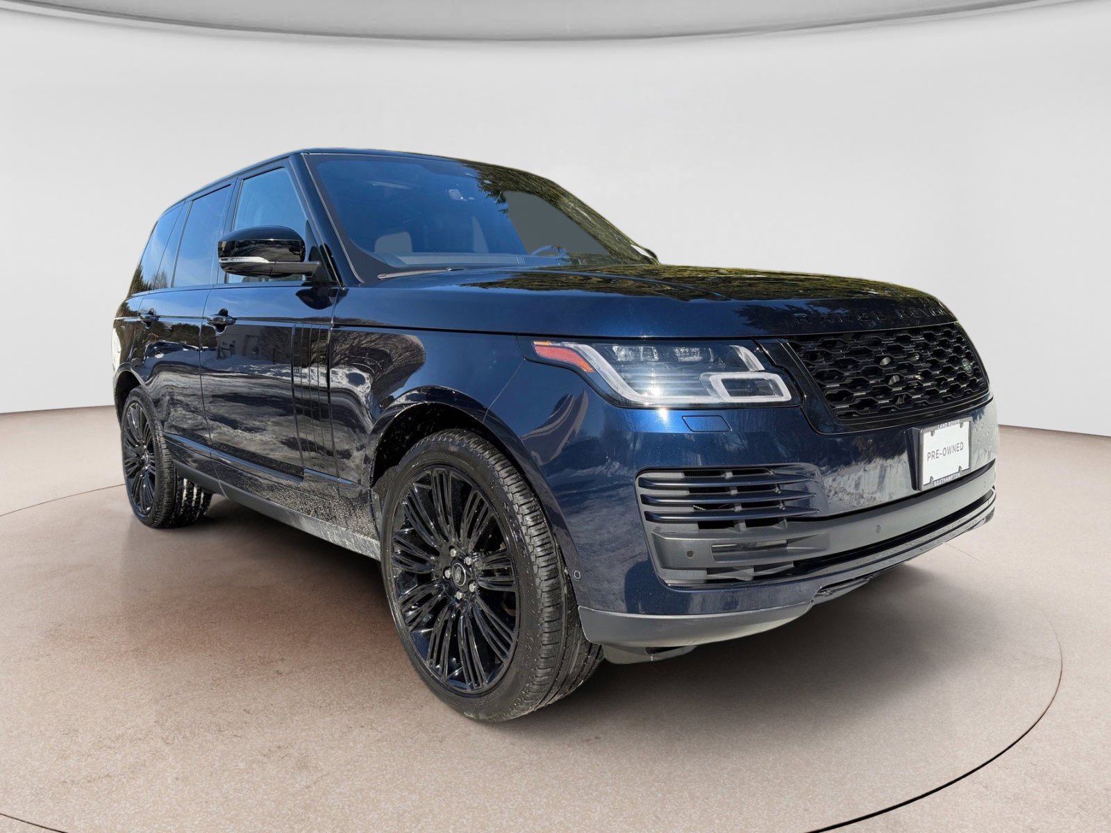 Used 2022 Land Rover Range Rover Westminster Edition image 9