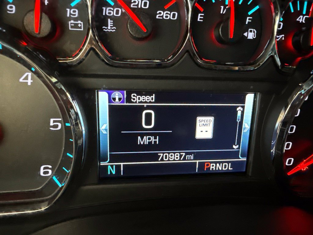 Used 2019 Chevrolet Tahoe LT w/ Luxury Package AWD/4WD image 10