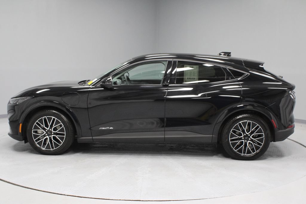 Used 2025 Ford Mustang Mach-E Premium AWD/4WD image 10