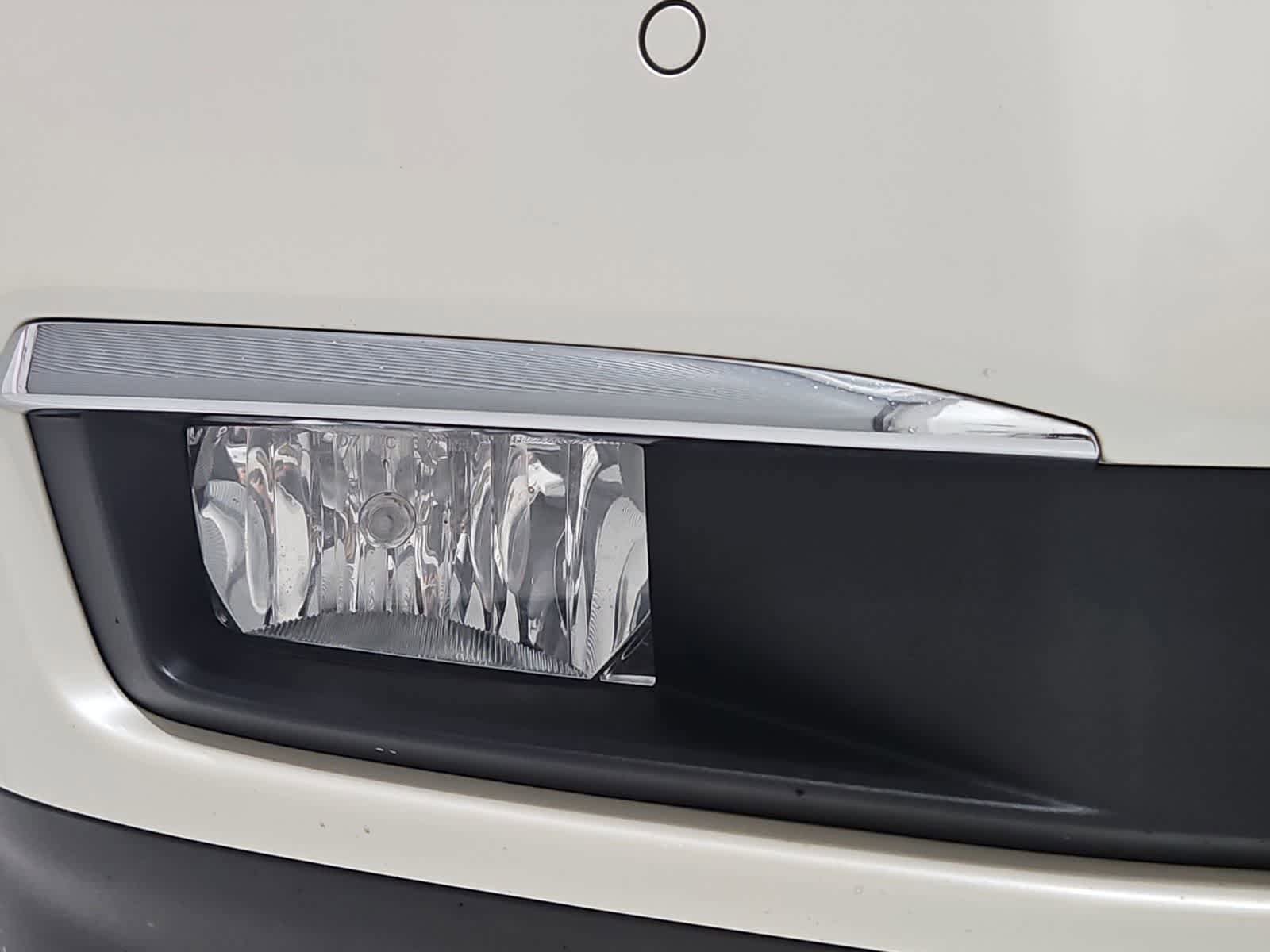 Used 2015 Chevrolet Suburban LTZ AWD/4WD image 10