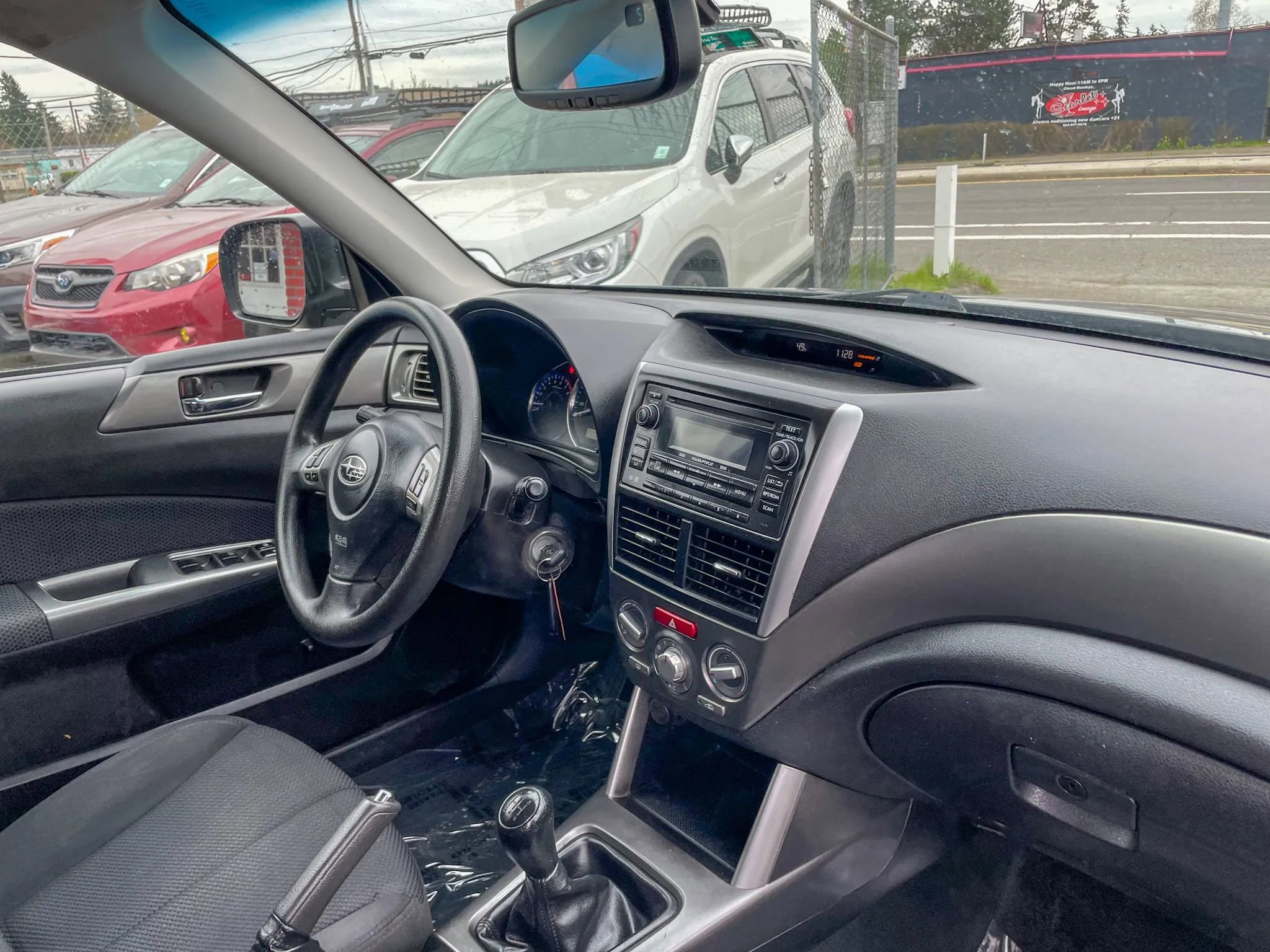 Used 2012 Subaru Forester 2.5X Premium AWD/4WD image 3