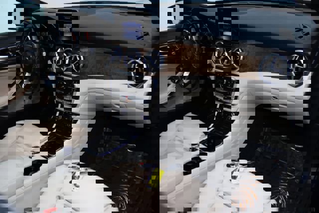 Used 2018 Mercedes-Benz GLA 250 4MATIC image 26