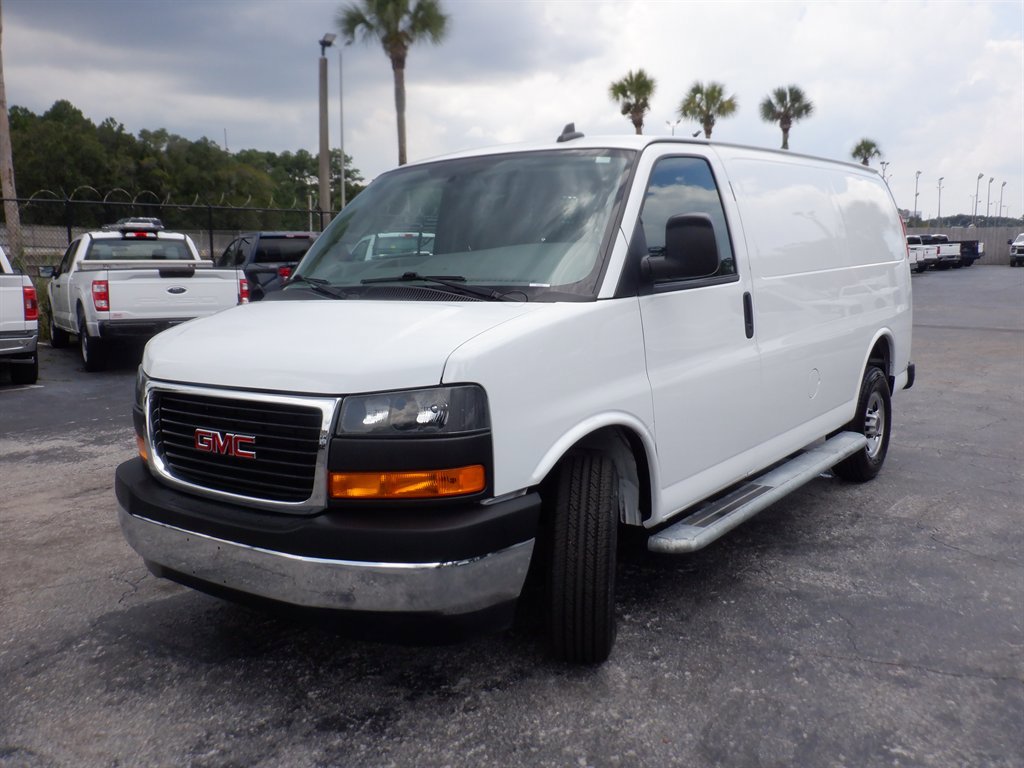 Used 2023 GMC Savana 2500 G2500 w/ Driver Convenience Package image 19