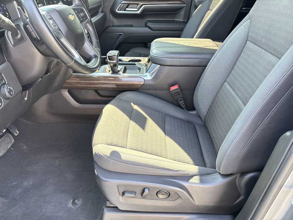 Used 2024 Chevrolet Silverado 1500 LT w/ Z71 Off-Road Package image 12